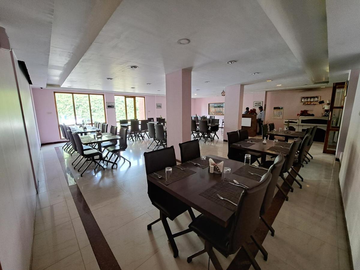 Hotel Preethi Classic Towers Ooty Exterior foto